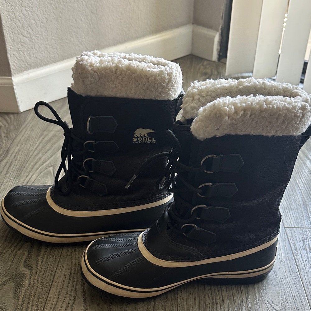 Sorel. Caribou Boots